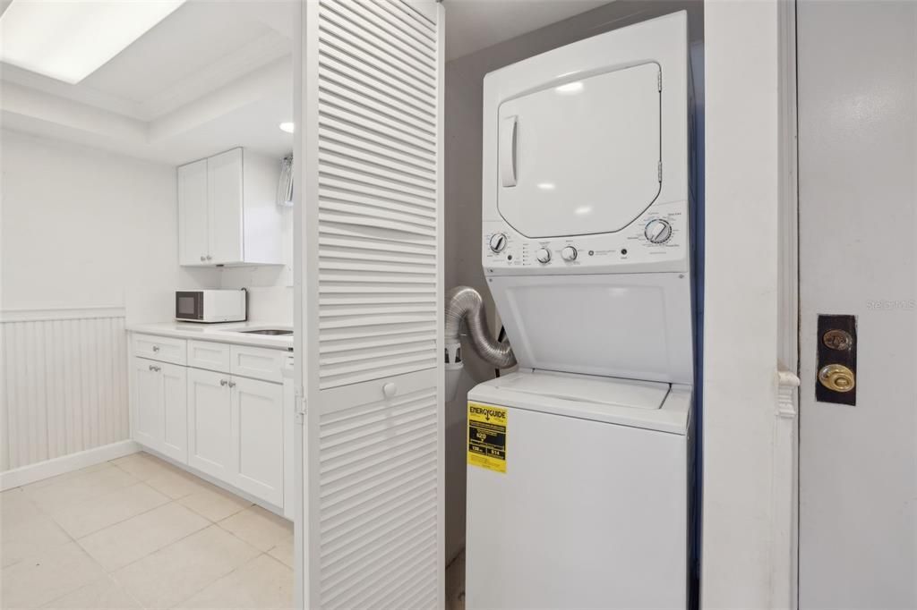 En Venta: $394,900 (2 camas, 2 baños, 1184 Pies cuadrados)