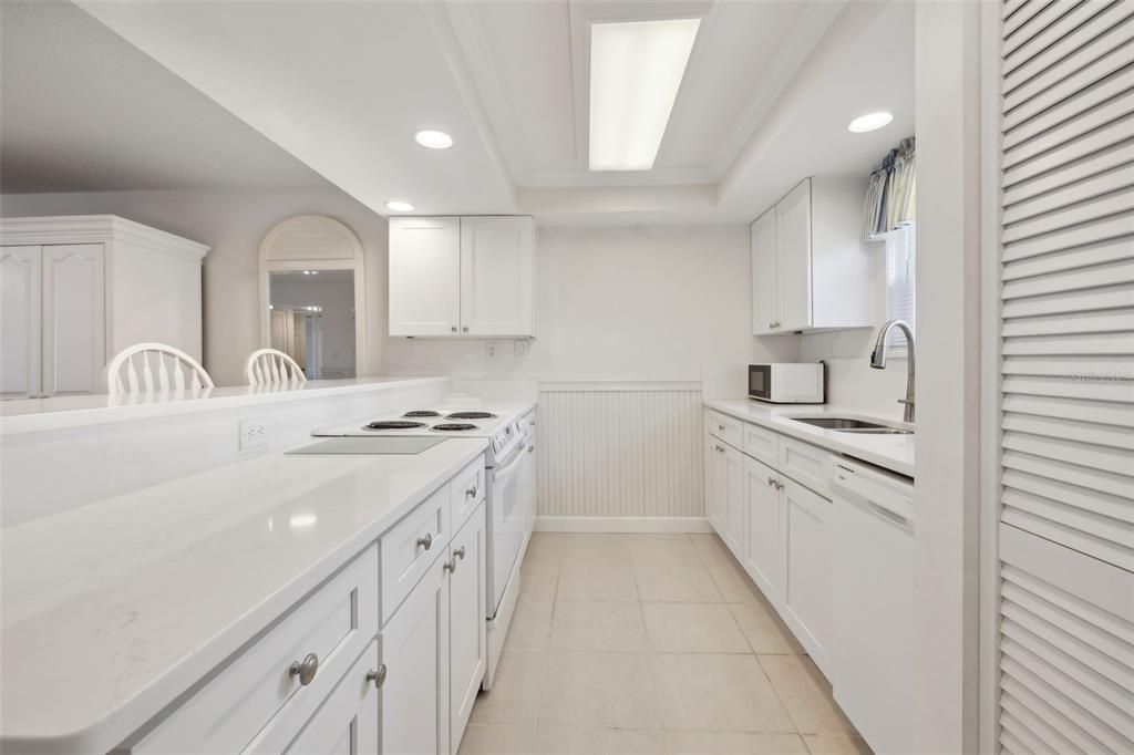 En Venta: $394,900 (2 camas, 2 baños, 1184 Pies cuadrados)