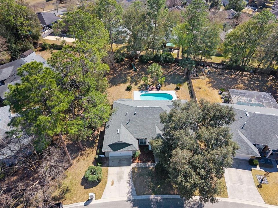 Под контрактом: $595,000 (4 спален, 3 ванн, 2487 Квадратных фут)