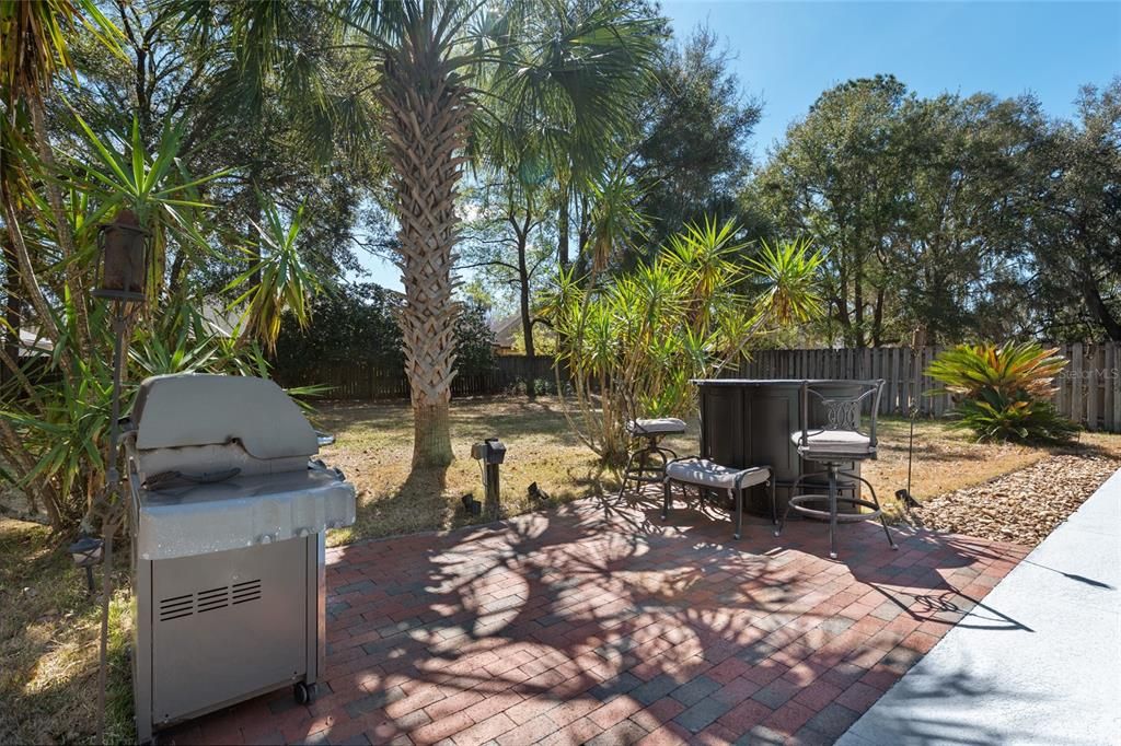 Под контрактом: $595,000 (4 спален, 3 ванн, 2487 Квадратных фут)