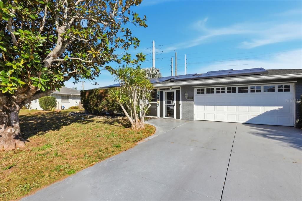 Activo con contrato: $475,000 (3 camas, 2 baños, 1964 Pies cuadrados)