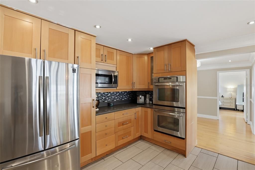 Activo con contrato: $475,000 (3 camas, 2 baños, 1964 Pies cuadrados)