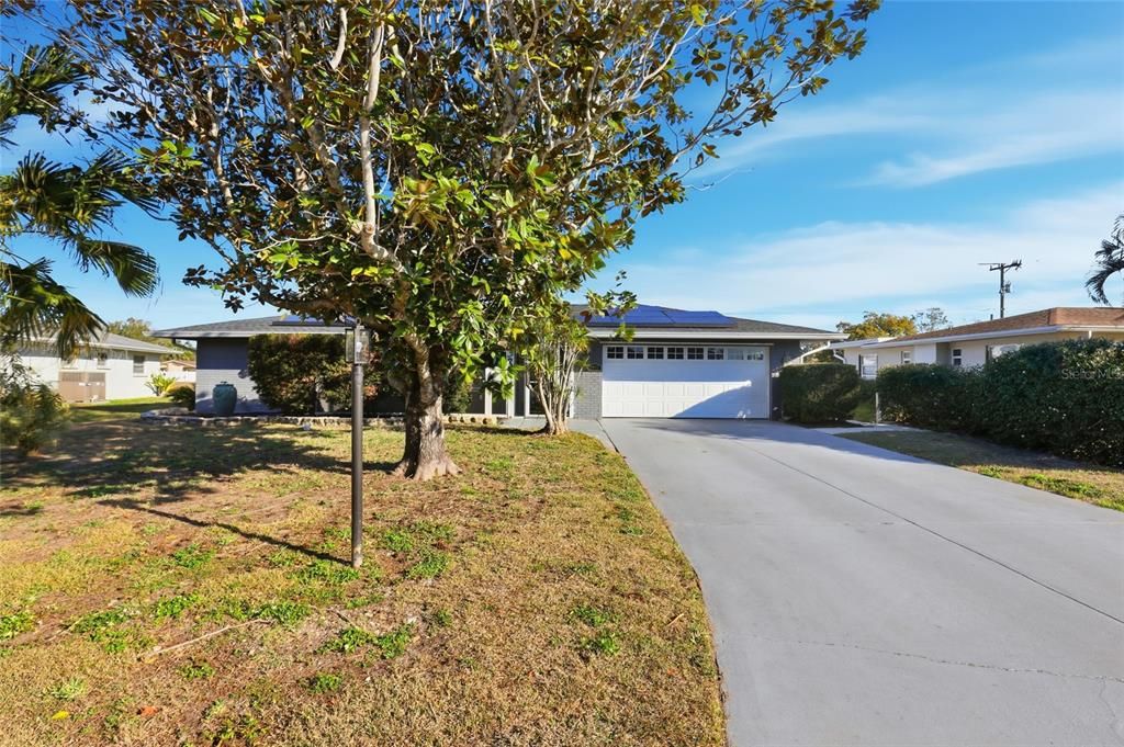 Activo con contrato: $475,000 (3 camas, 2 baños, 1964 Pies cuadrados)