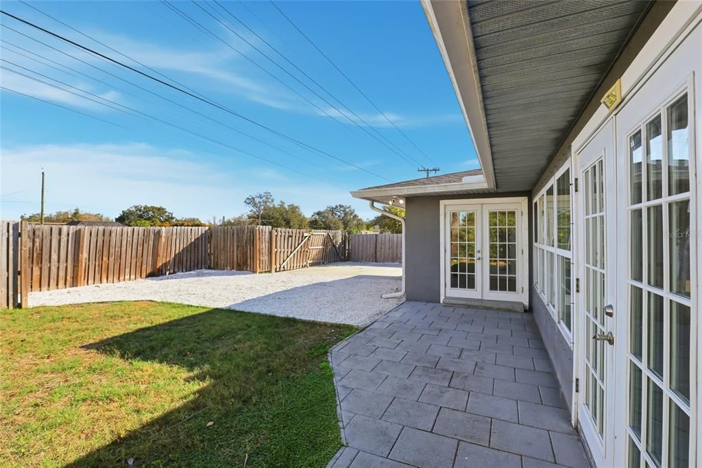 Activo con contrato: $475,000 (3 camas, 2 baños, 1964 Pies cuadrados)