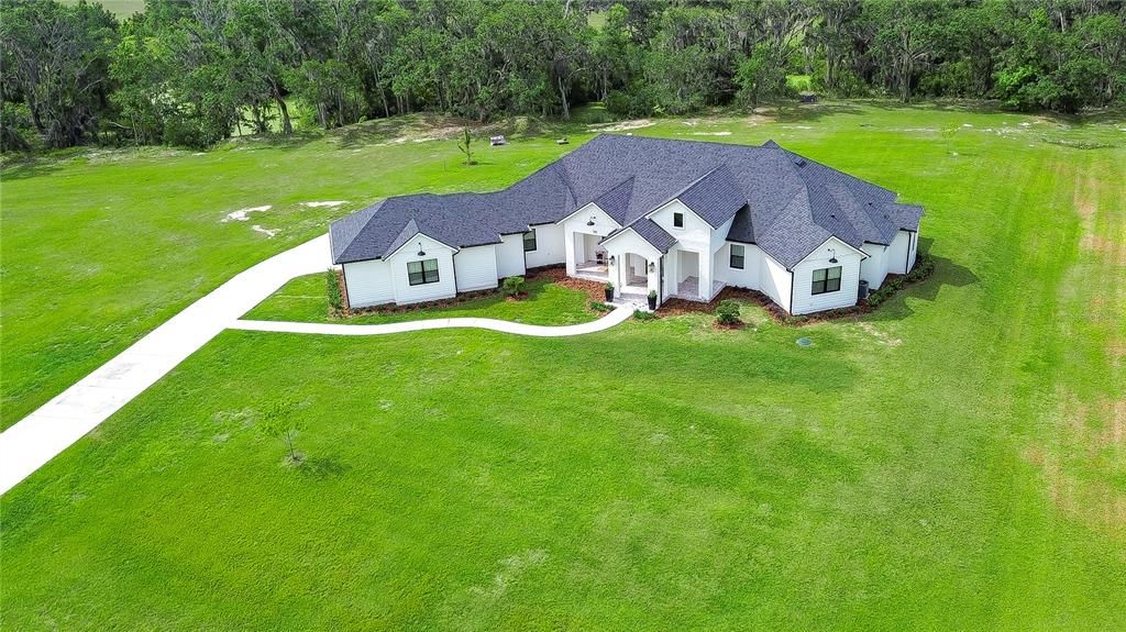 En Venta: $1,200,000 (3 camas, 3 baños, 3351 Pies cuadrados)