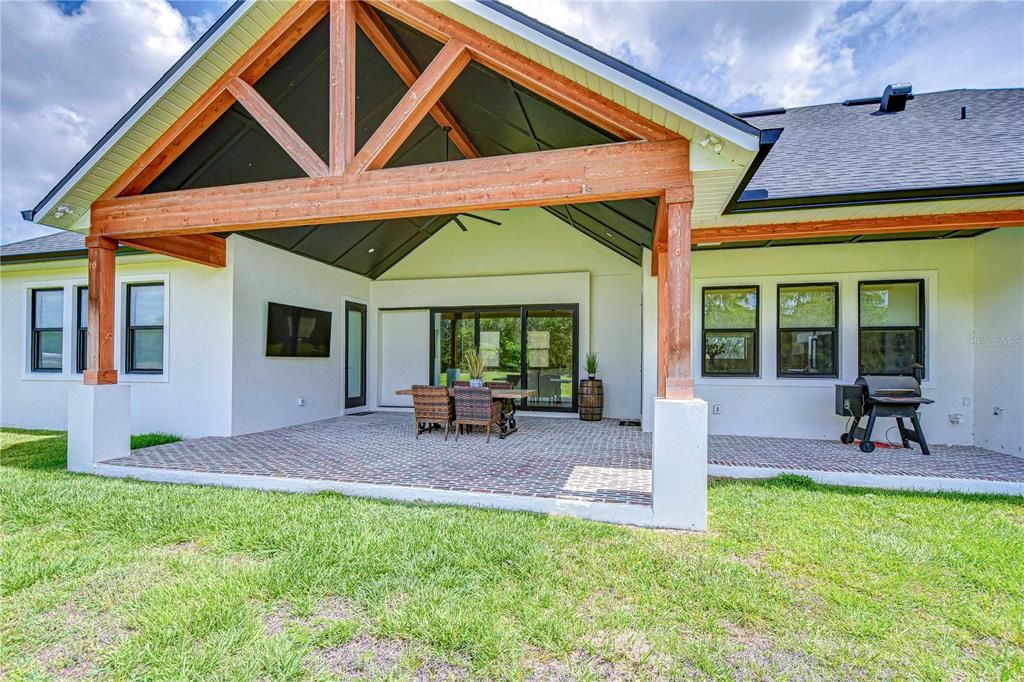 En Venta: $1,200,000 (3 camas, 3 baños, 3351 Pies cuadrados)