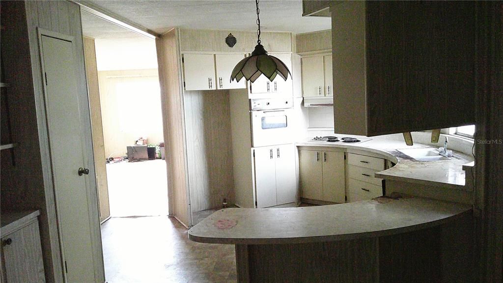 Active With Contract: $95,000 (2 beds, 2 baths, 1344 Square Feet)