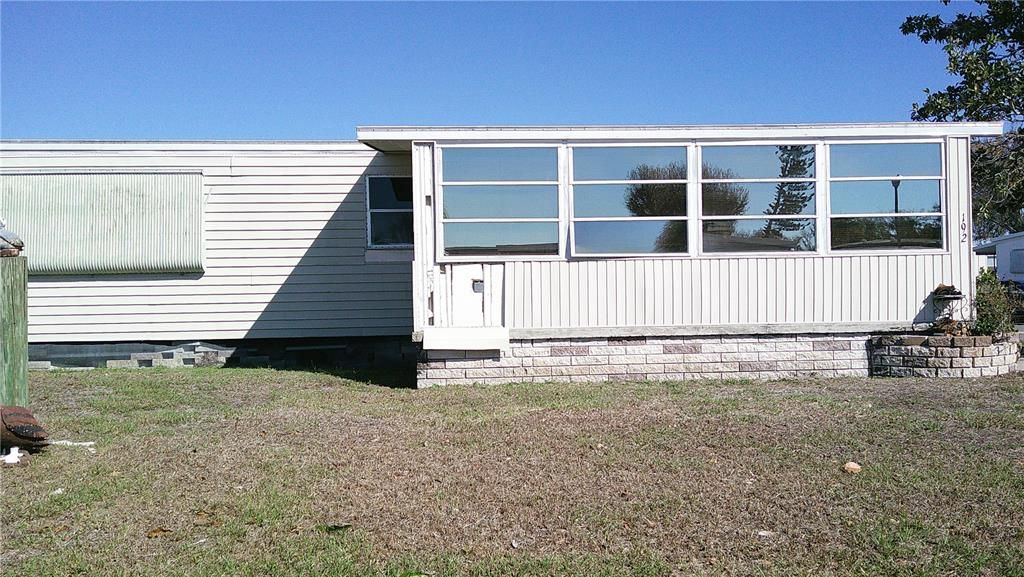 Active With Contract: $95,000 (2 beds, 2 baths, 1344 Square Feet)
