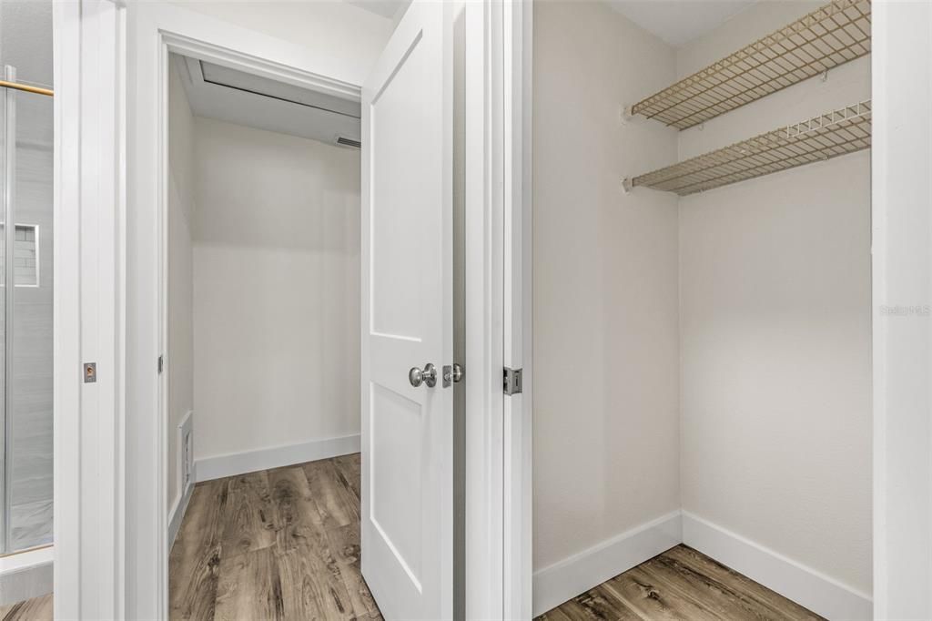 For Sale: $550,000 (2 beds, 2 baths, 1660 Square Feet)