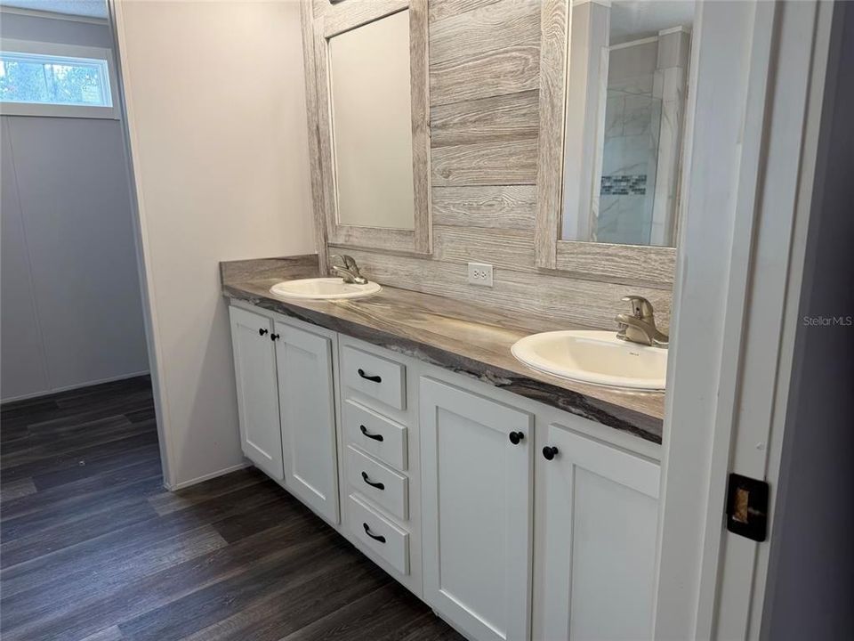 待售: $259,900 (3 贝兹, 2 浴室, 1680 平方英尺)