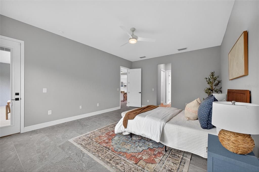 Activo con contrato: $749,000 (3 camas, 3 baños, 2630 Pies cuadrados)