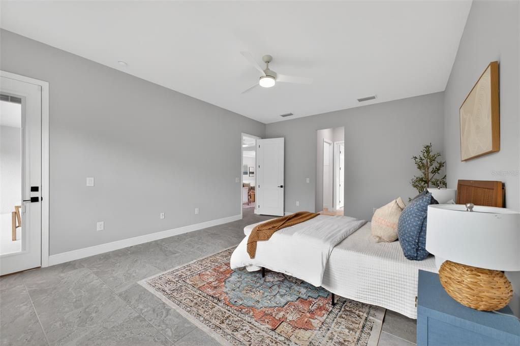 Activo con contrato: $749,000 (3 camas, 3 baños, 2630 Pies cuadrados)