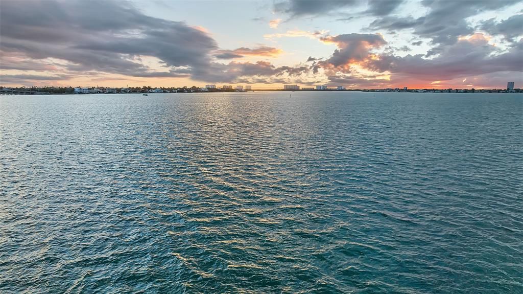 En Venta: $6,990,000 (4 camas, 3 baños, 5450 Pies cuadrados)
