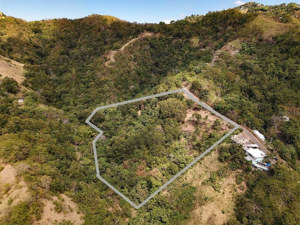 En Venta: $249,000 (3.70 acres)