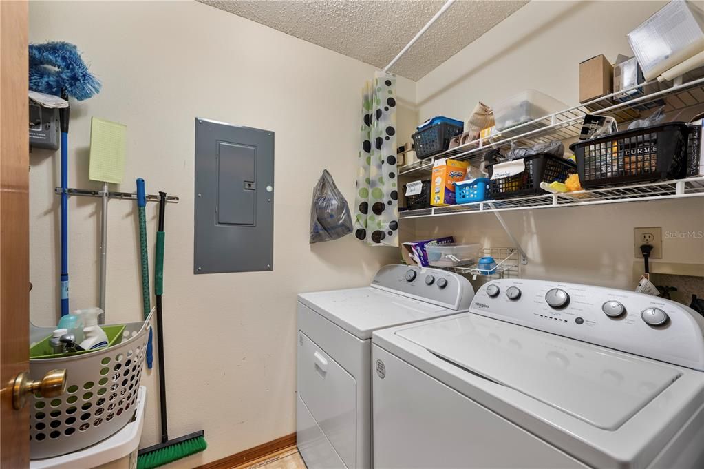 Activo con contrato: $185,000 (2 camas, 2 baños, 1620 Pies cuadrados)