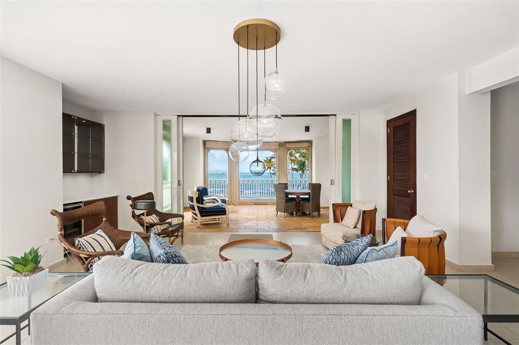 For Sale: $1,495,000 (4 beds, 3 baths, 3000 Square Feet)