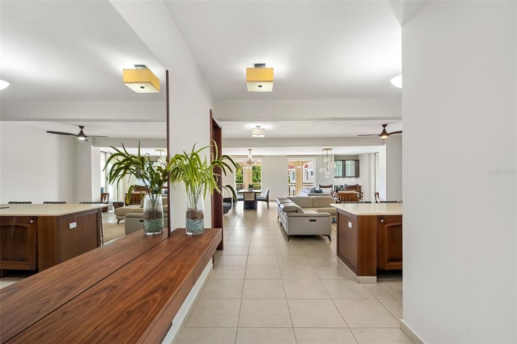 For Sale: $1,495,000 (4 beds, 3 baths, 3000 Square Feet)