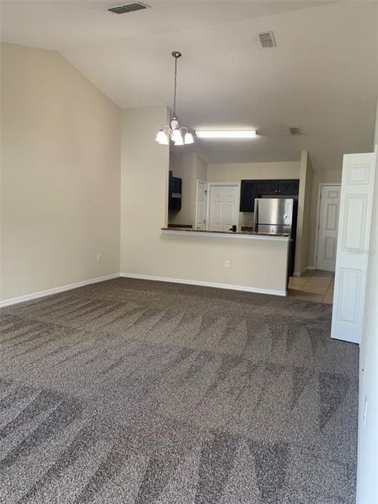 Activo con contrato: $1,495 (2 camas, 2 baños, 1010 Pies cuadrados)