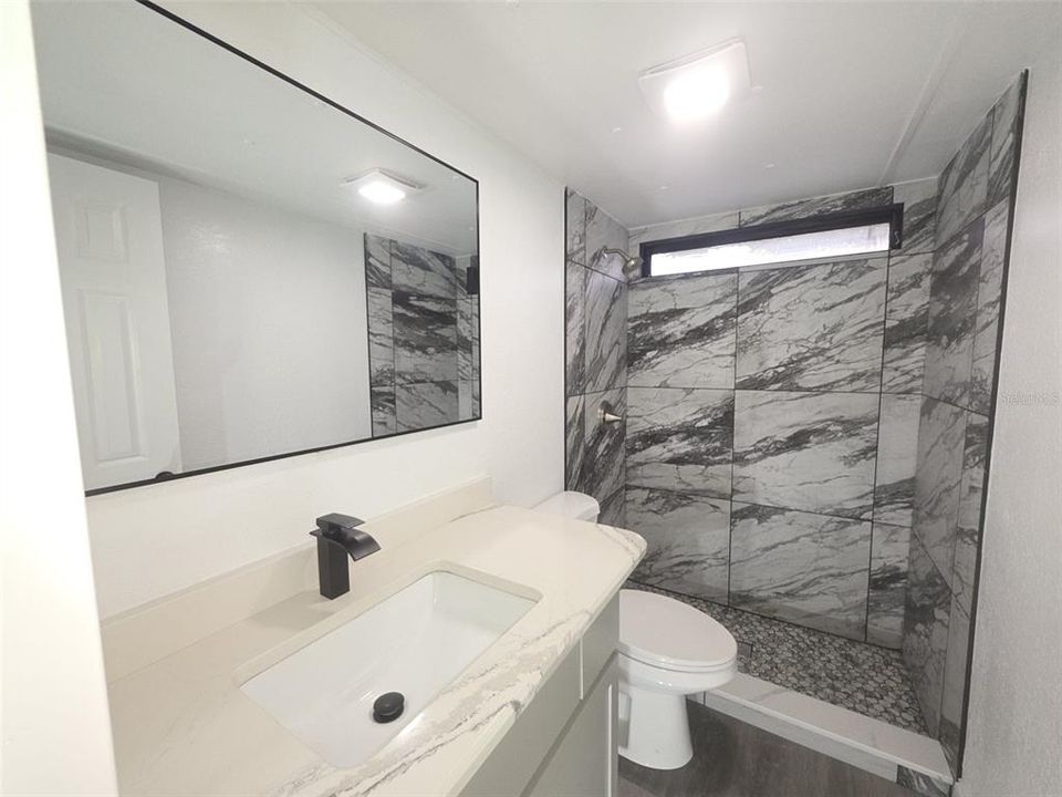 Active With Contract: $169,900 (3 beds, 3 baths, 1456 Square Feet)