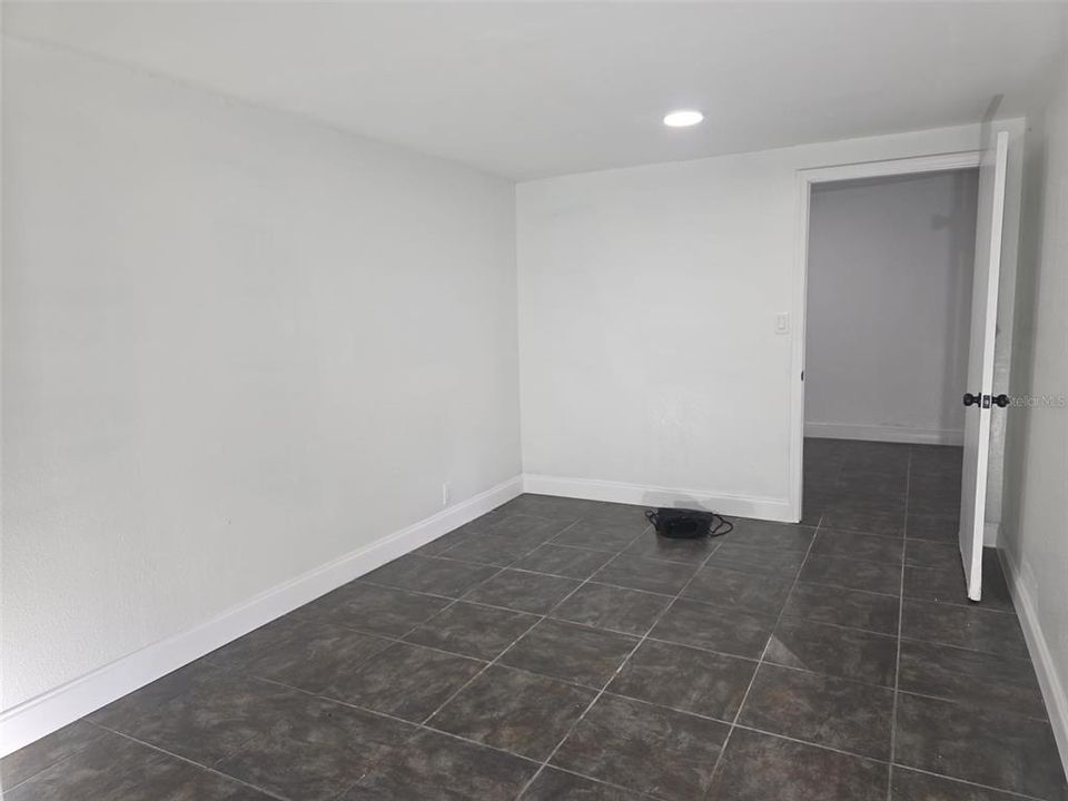 Active With Contract: $169,900 (3 beds, 3 baths, 1456 Square Feet)
