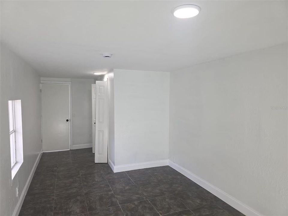 Active With Contract: $169,900 (3 beds, 3 baths, 1456 Square Feet)