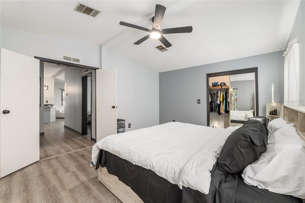 En Venta: $209,900 (2 camas, 2 baños, 1092 Pies cuadrados)