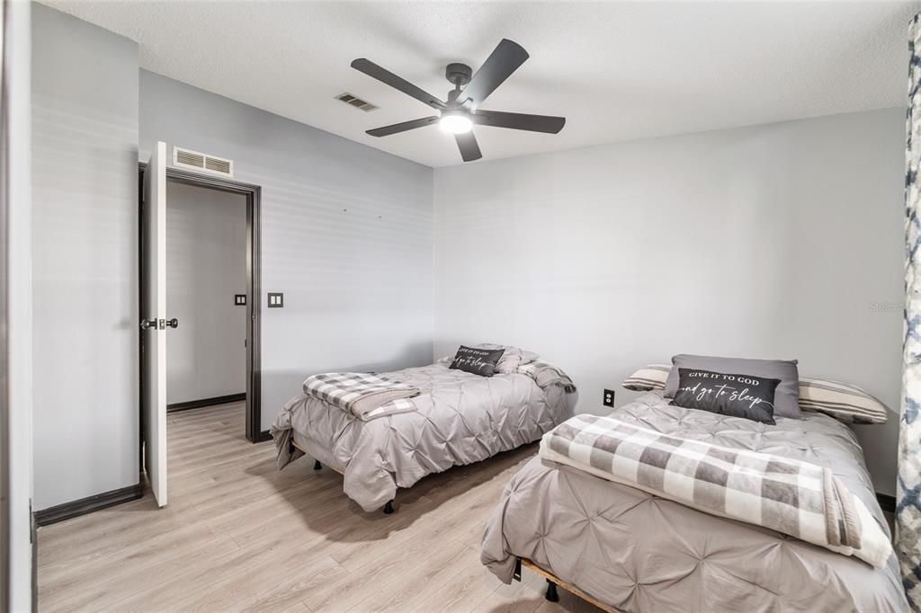 En Venta: $209,900 (2 camas, 2 baños, 1092 Pies cuadrados)