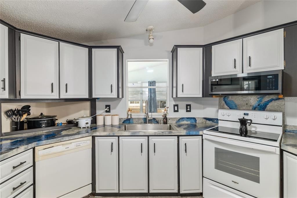 En Venta: $209,900 (2 camas, 2 baños, 1092 Pies cuadrados)