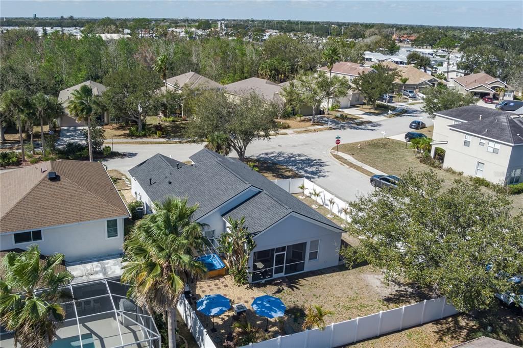 Под контрактом: $355,000 (3 спален, 2 ванн, 1703 Квадратных фут)