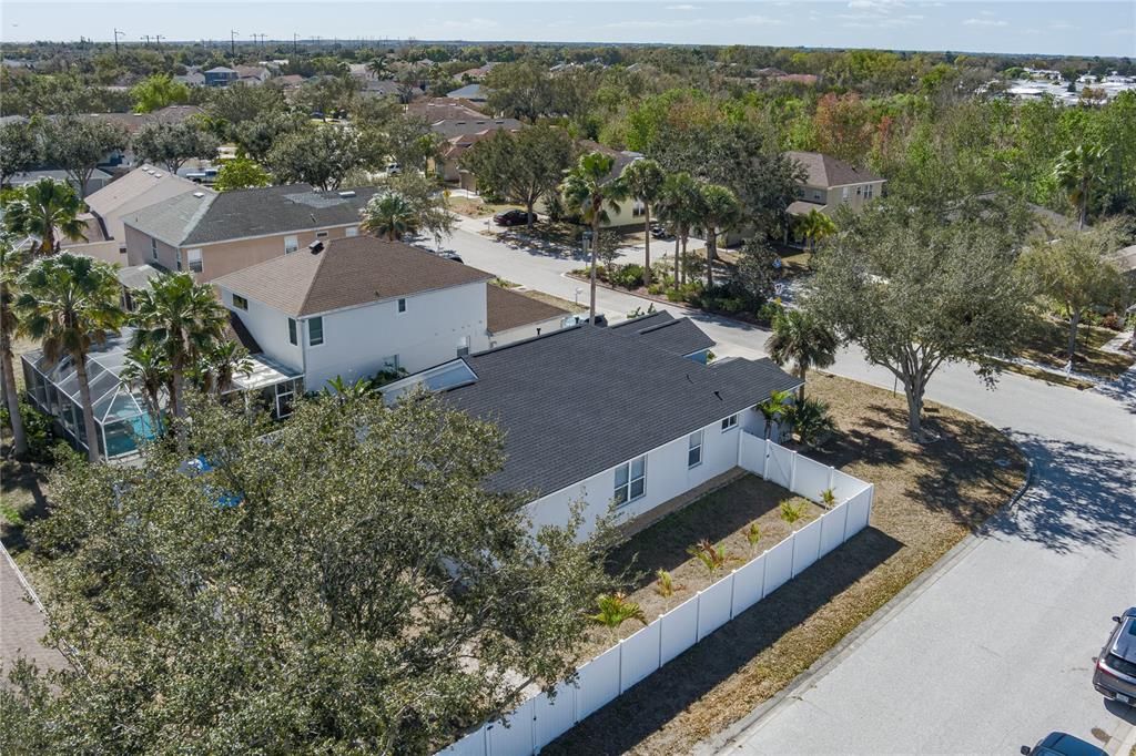 Под контрактом: $355,000 (3 спален, 2 ванн, 1703 Квадратных фут)