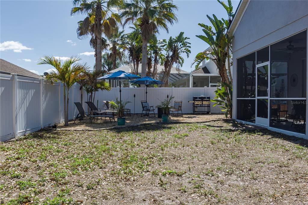 Под контрактом: $355,000 (3 спален, 2 ванн, 1703 Квадратных фут)