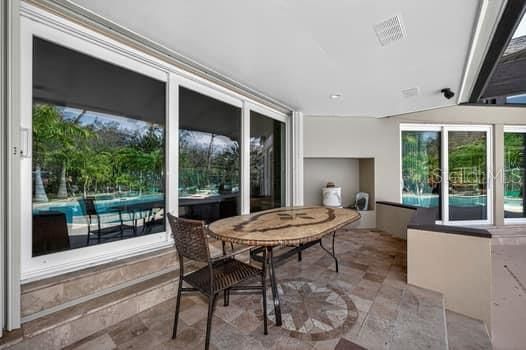 En Venta: $2,750,000 (5 camas, 4 baños, 6000 Pies cuadrados)