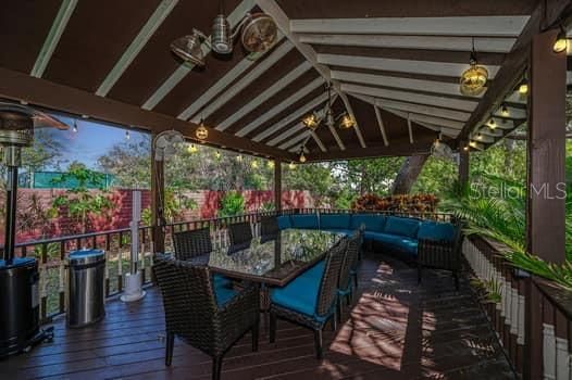 En Venta: $2,750,000 (5 camas, 4 baños, 6000 Pies cuadrados)