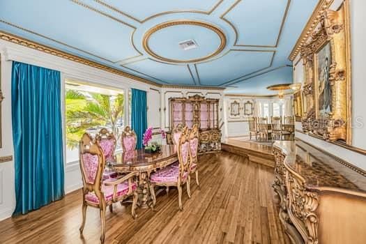 En Venta: $2,750,000 (5 camas, 4 baños, 6000 Pies cuadrados)