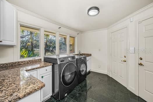 En Venta: $2,750,000 (5 camas, 4 baños, 6000 Pies cuadrados)