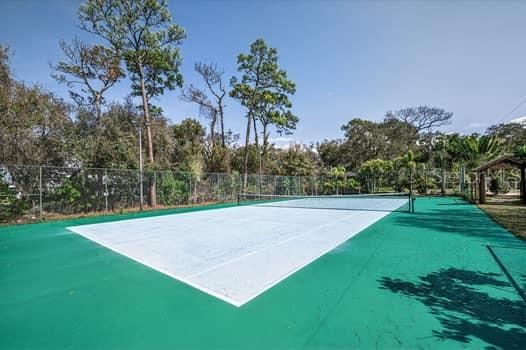 En Venta: $2,750,000 (5 camas, 4 baños, 6000 Pies cuadrados)