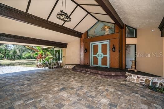 En Venta: $2,750,000 (5 camas, 4 baños, 6000 Pies cuadrados)