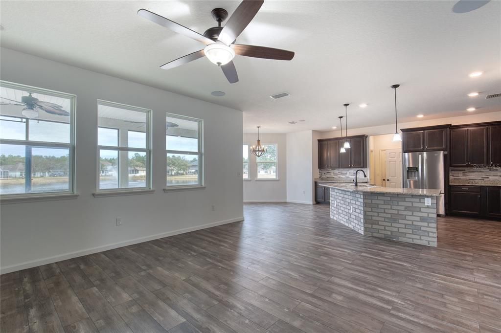 Active With Contract: $449,950 (4 beds, 2 baths, 2850 Square Feet)