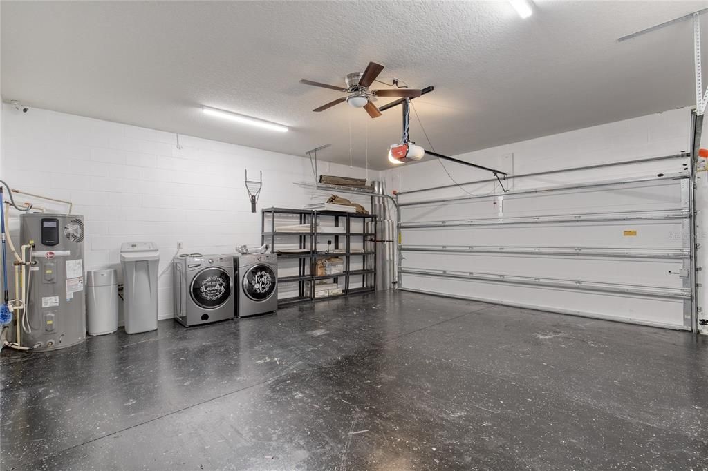Active With Contract: $449,950 (4 beds, 2 baths, 2850 Square Feet)