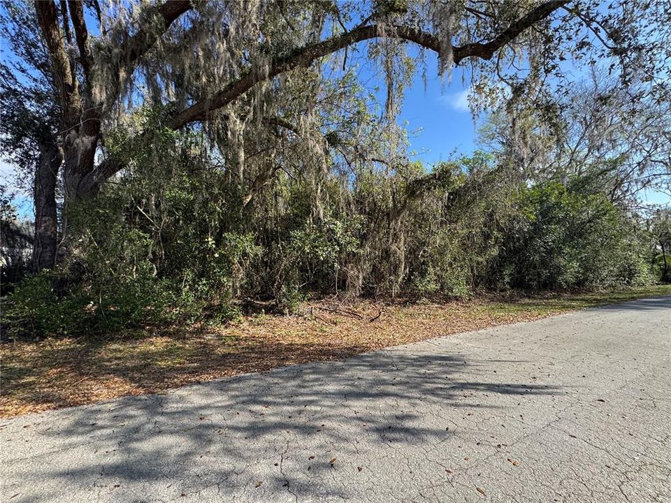 En Venta: $42,500 (0.71 acres)