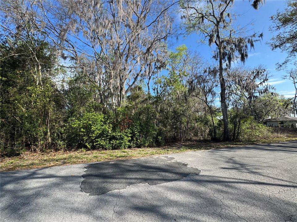 En Venta: $42,500 (0.71 acres)