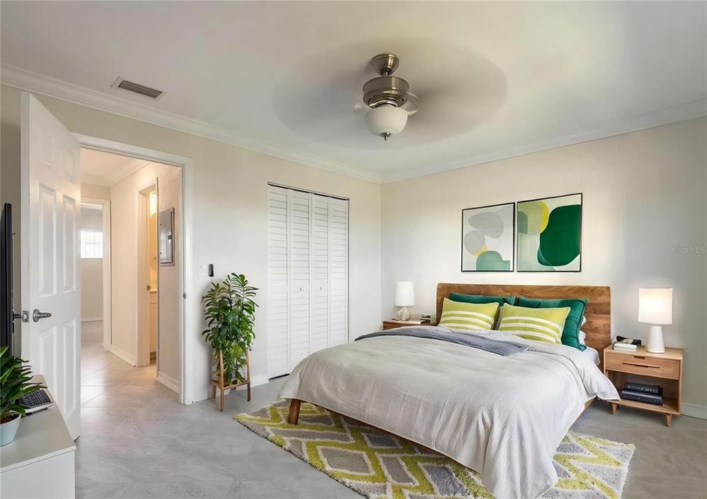 For Sale: $199,900 (2 beds, 1 baths, 952 Square Feet)