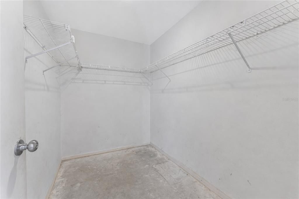 Activo con contrato: $549,900 (2 camas, 2 baños, 1203 Pies cuadrados)