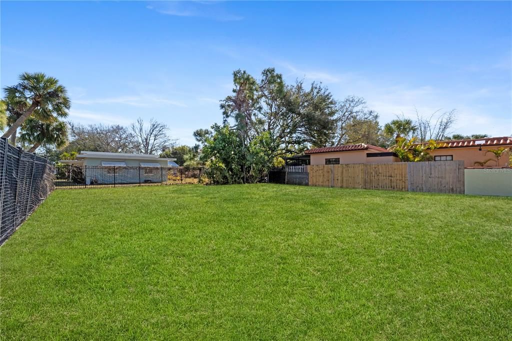 Activo con contrato: $549,900 (2 camas, 2 baños, 1203 Pies cuadrados)