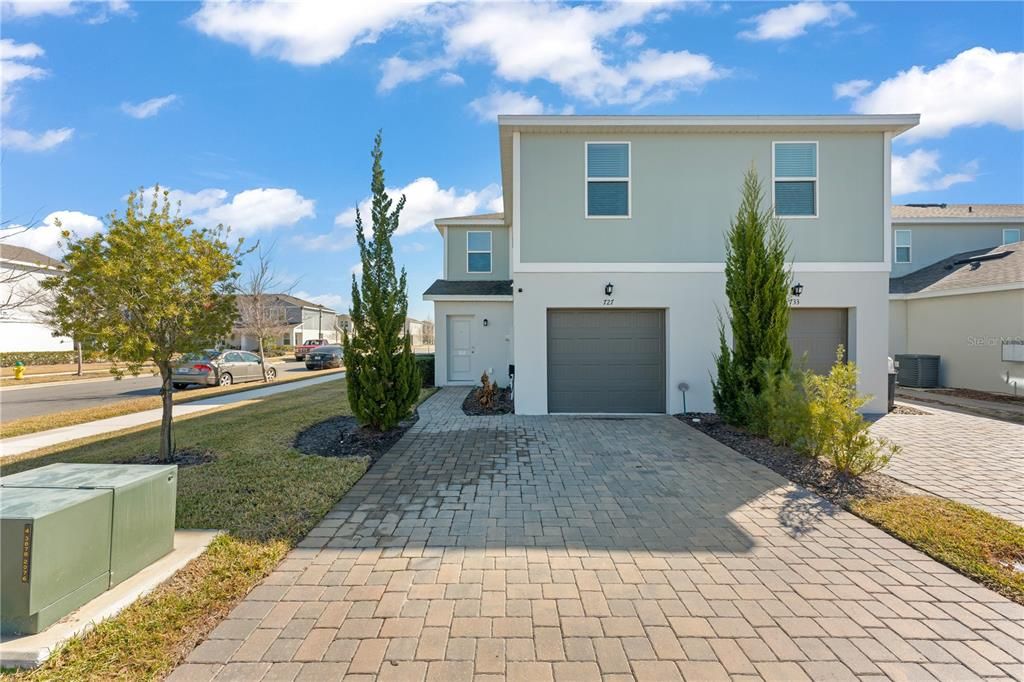 For Sale: $296,500 (3 beds, 2 baths, 1581 Square Feet)