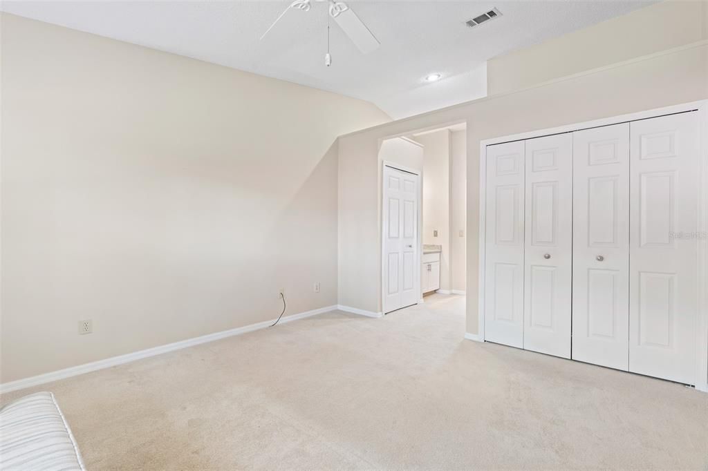 Activo con contrato: $448,000 (2 camas, 2 baños, 1575 Pies cuadrados)