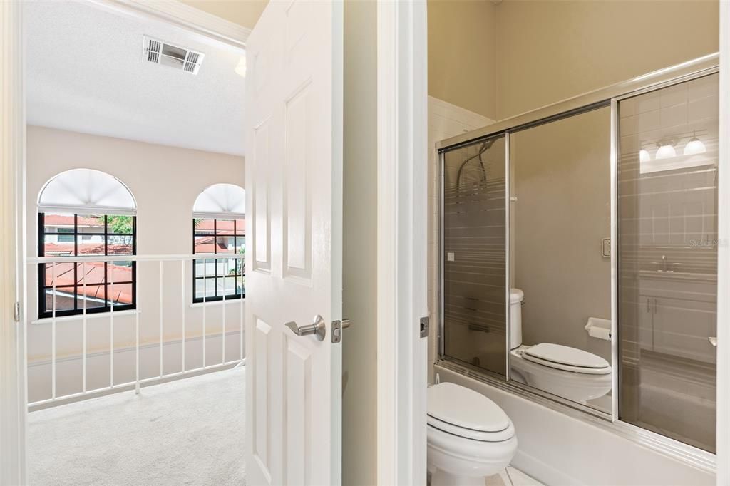 Activo con contrato: $448,000 (2 camas, 2 baños, 1575 Pies cuadrados)