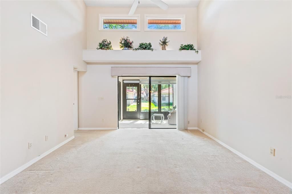 Activo con contrato: $448,000 (2 camas, 2 baños, 1575 Pies cuadrados)