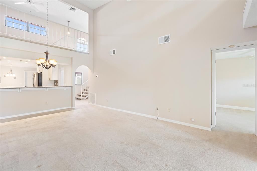 Activo con contrato: $448,000 (2 camas, 2 baños, 1575 Pies cuadrados)