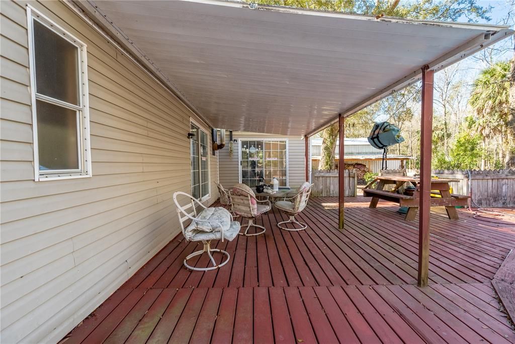 For Sale: $240,000 (3 beds, 2 baths, 1440 Square Feet)